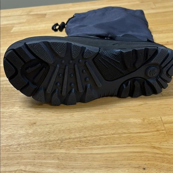 Kamik Black Waterproof Winter Boots Size 5 NWT - Picture 5 of 5
